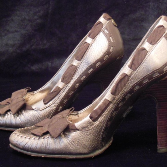 BCBG Max Azria Bronze/Brown Leather Heels 5.5/35.5 - Picture 3 of 8